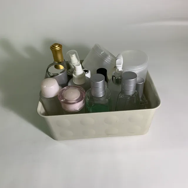 玻璃保養品瓶瓶罐罐