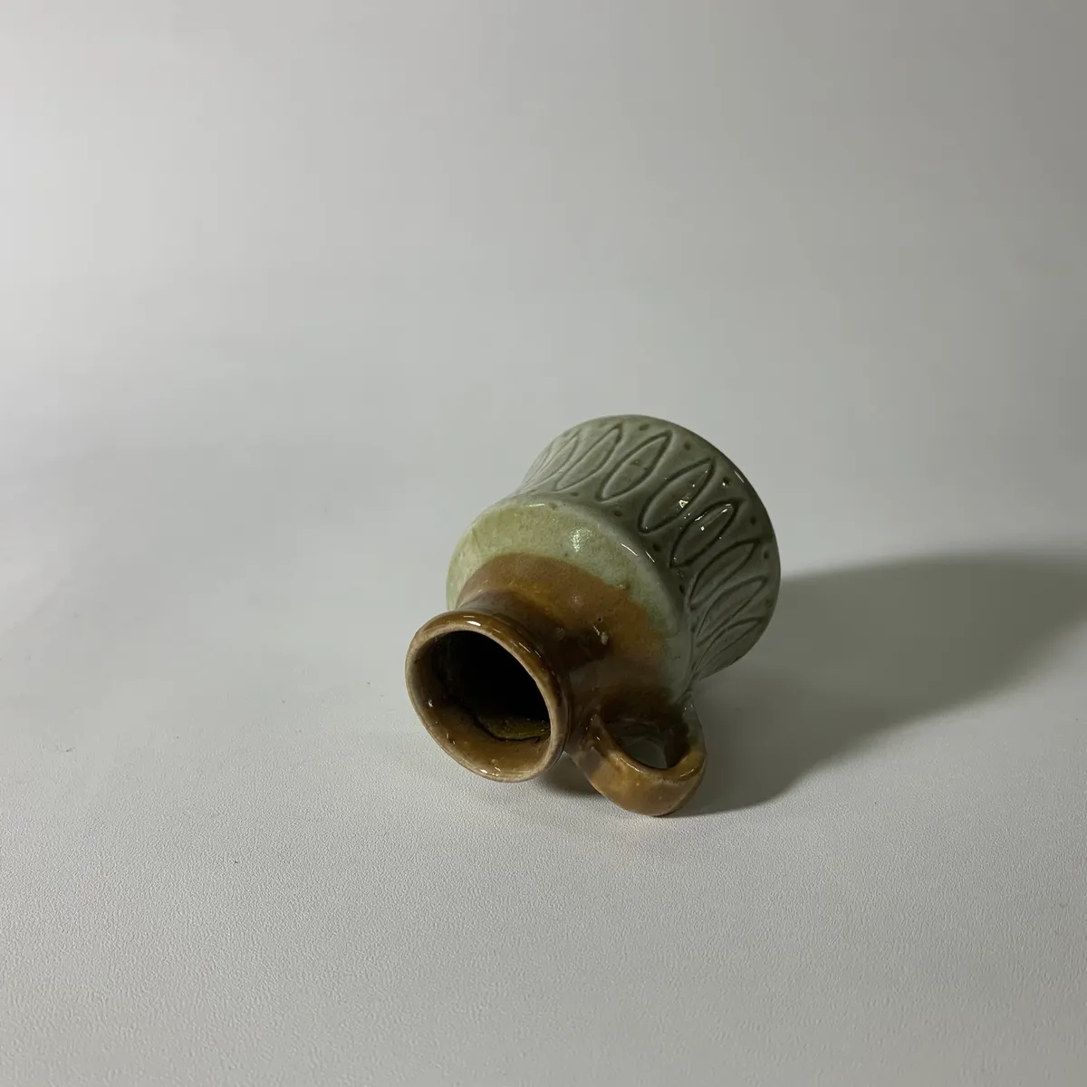 陶瓷綠色小壺 3