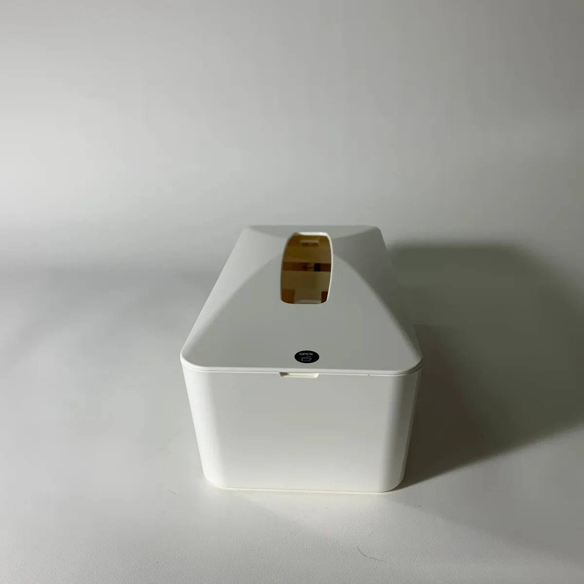 塑膠白色面紙盒 2