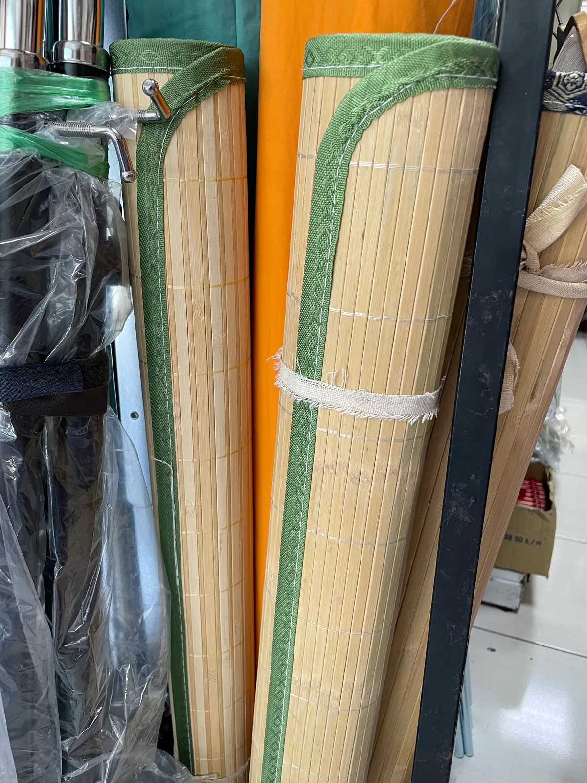 竹製捲簾 綠色布邊款