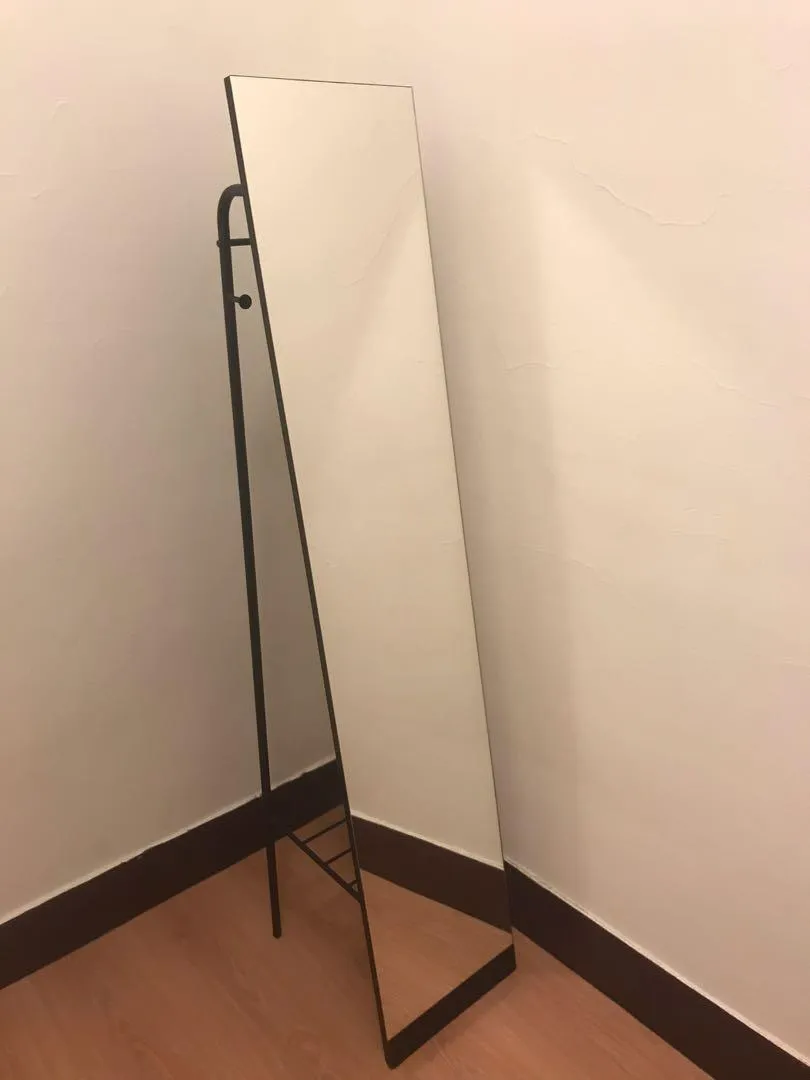 黑色ikea立鏡 2