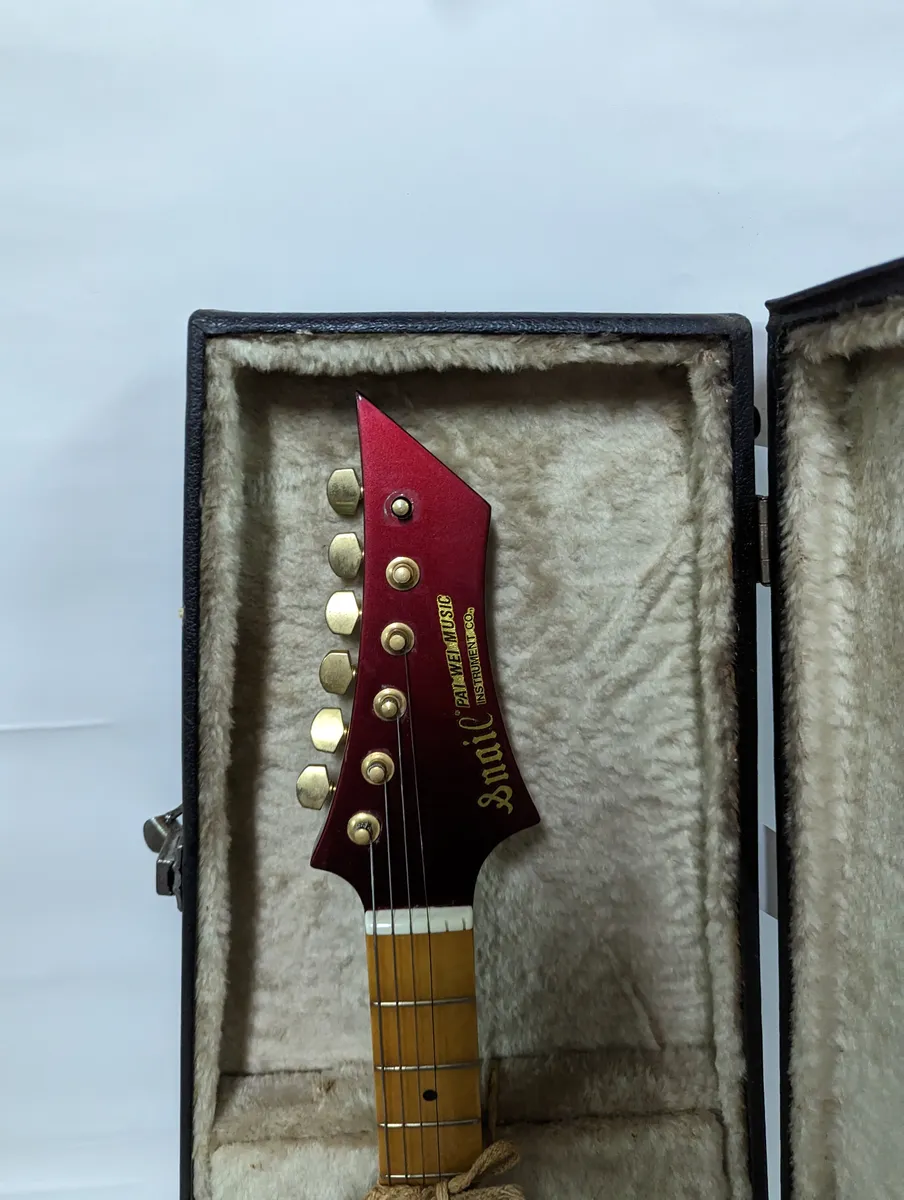 紅色電吉他U-M11-3