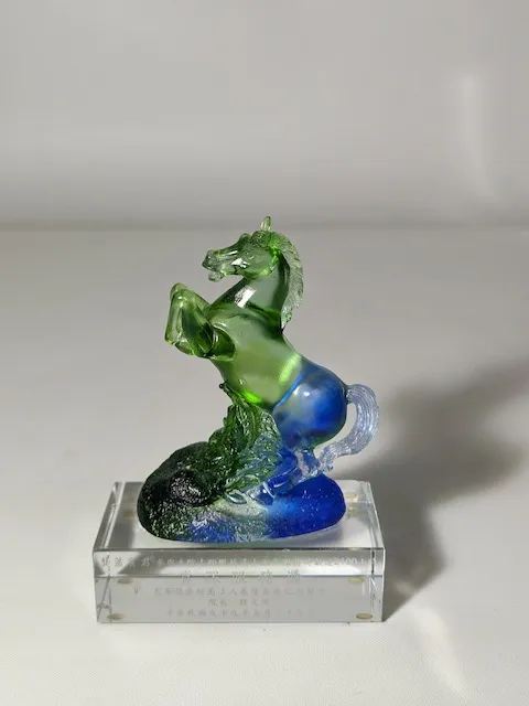 玻璃藍綠色馬獎盃