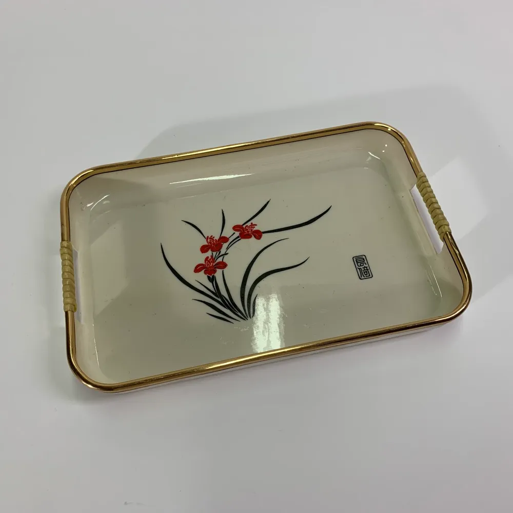 塑膠米色蘭花圖騰托盤