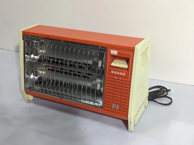 橘色方形電暖器 3