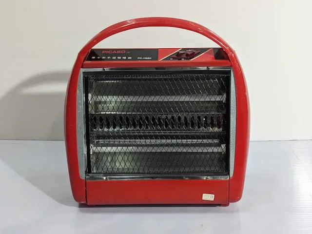 紅色圓潤型電暖器