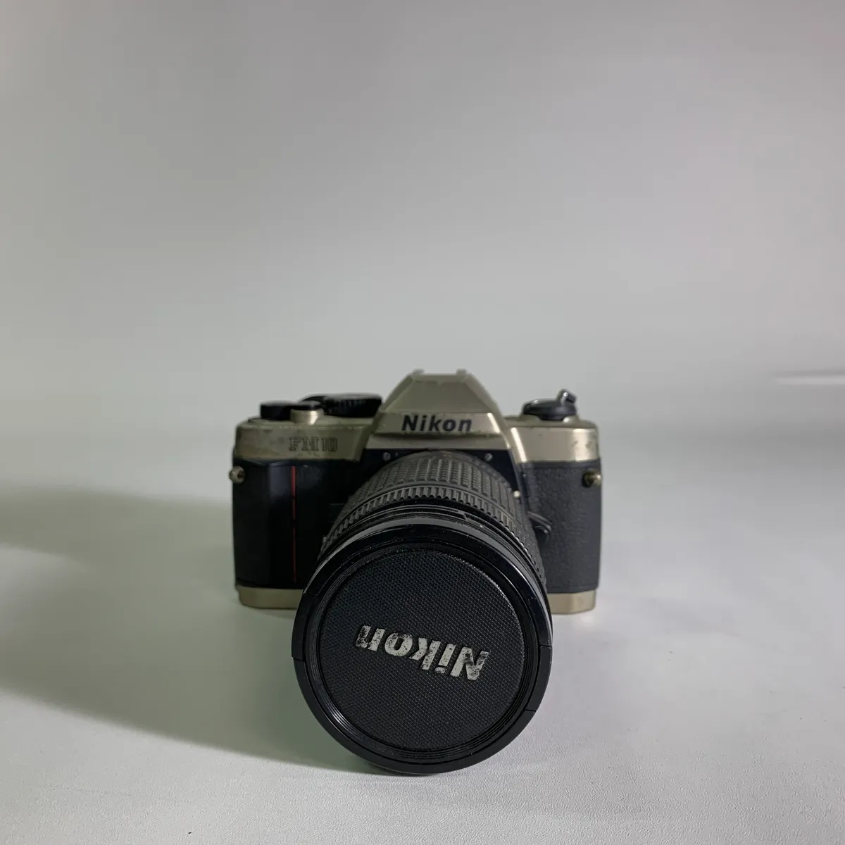 nikon fm10 black