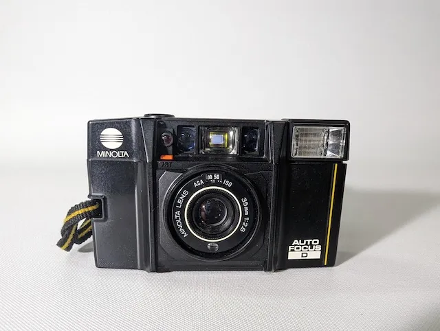 塑膠黑色底片相機(Minolta AFD)