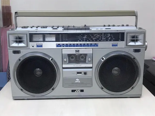 jvc M70 boombox手提卡夾隨身聽（卡夾故障） 2