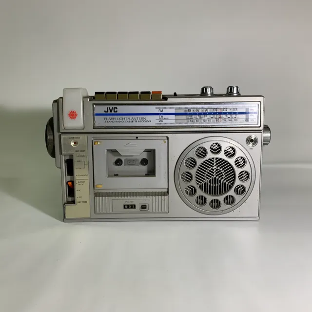 jvc 3 band radio sand