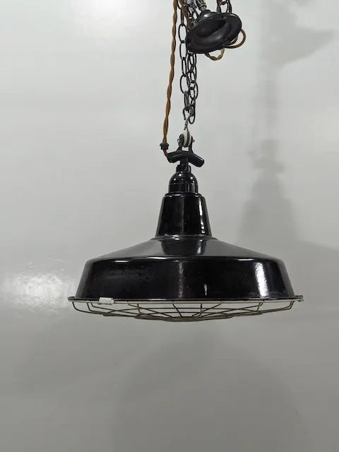 黑色工業風金屬吊燈