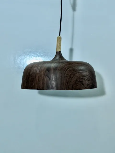鐵質仿木吊燈