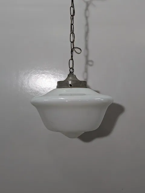 白色玻璃奶油吊燈