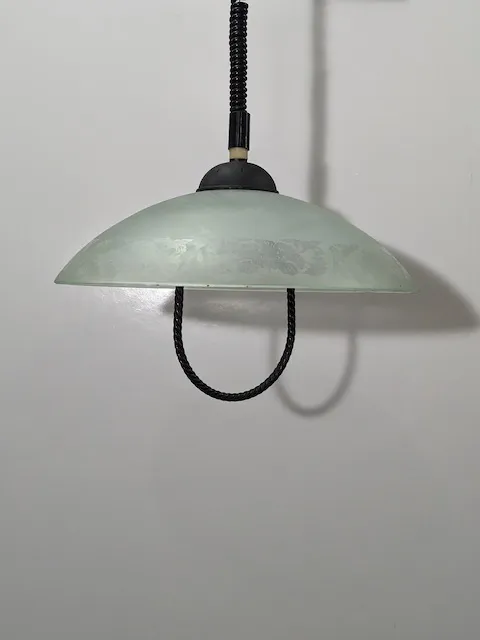 白色毛玻璃伸縮吊燈