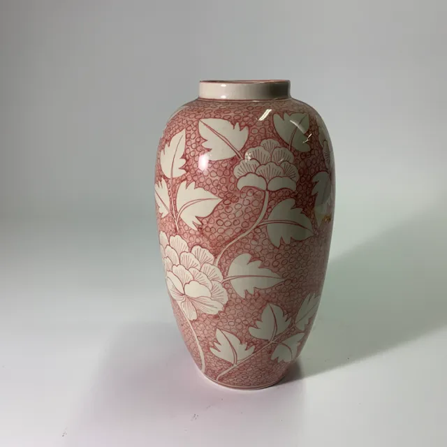 粉色白葉子花瓶