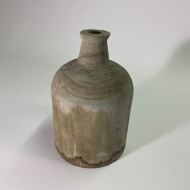 木質花瓶