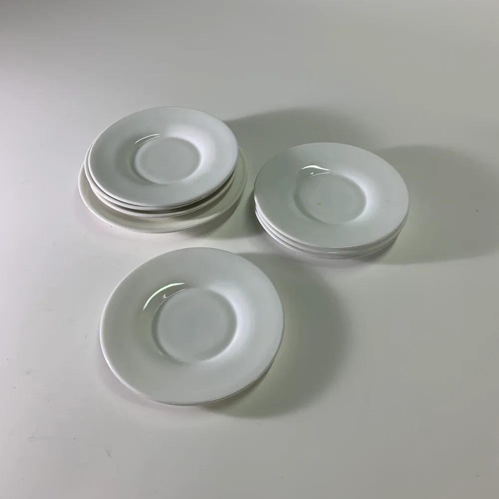 白色小盤子 8入