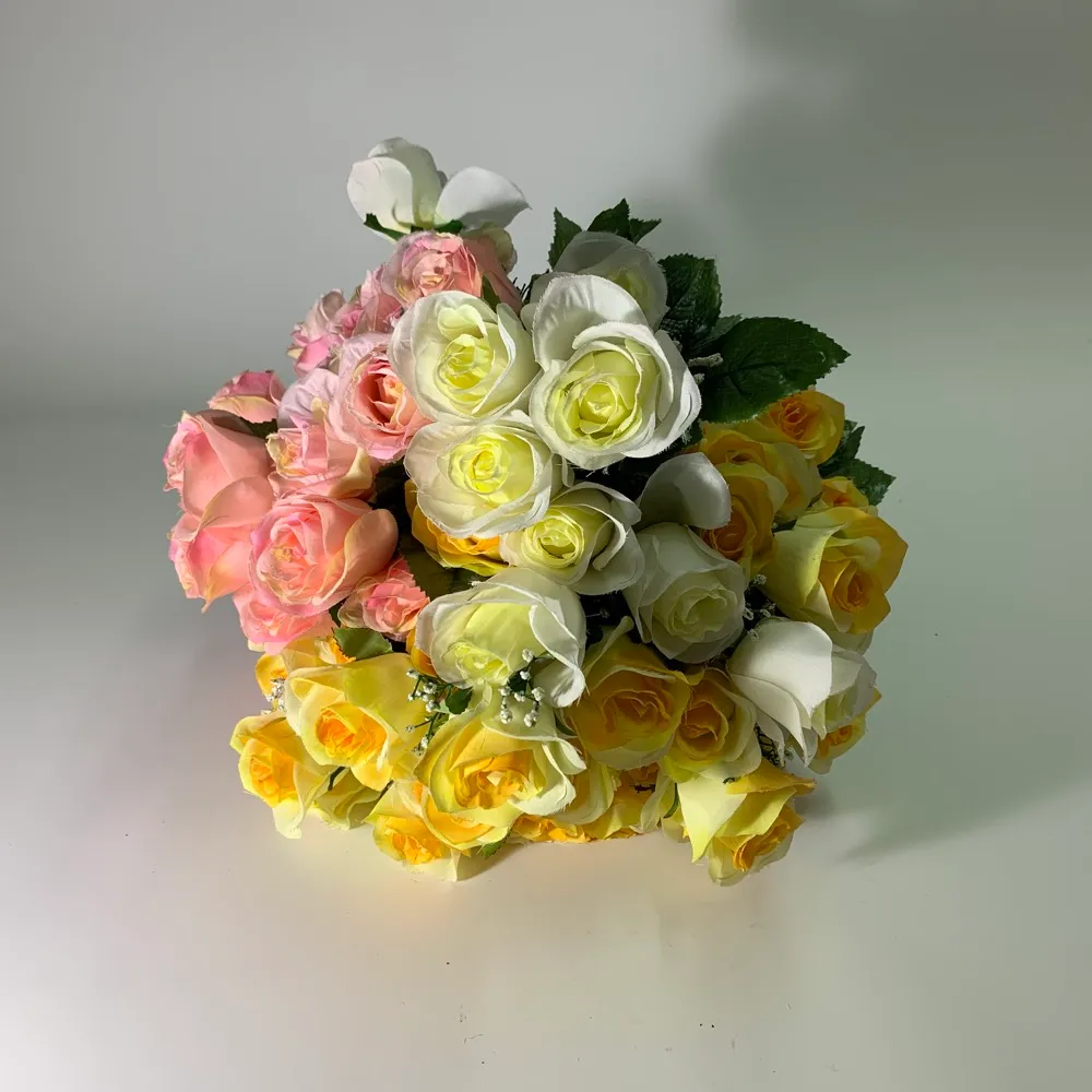 黃粉色人造玫瑰花