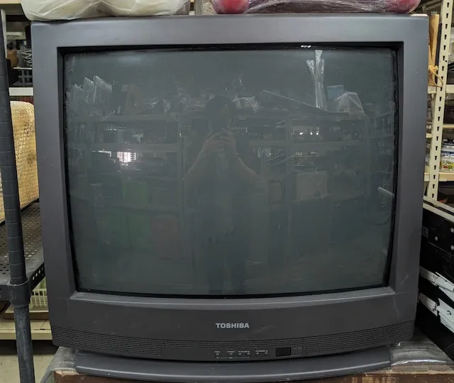 toshiba crt 27吋彩色電視(無遙控器)