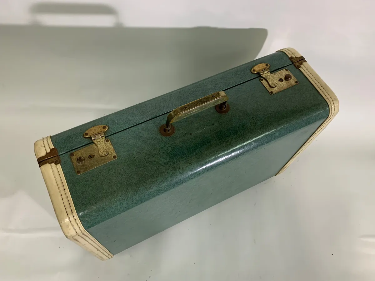 綠色復古行李箱 2