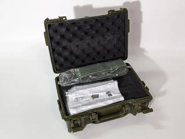 綠色塑膠工具箱
